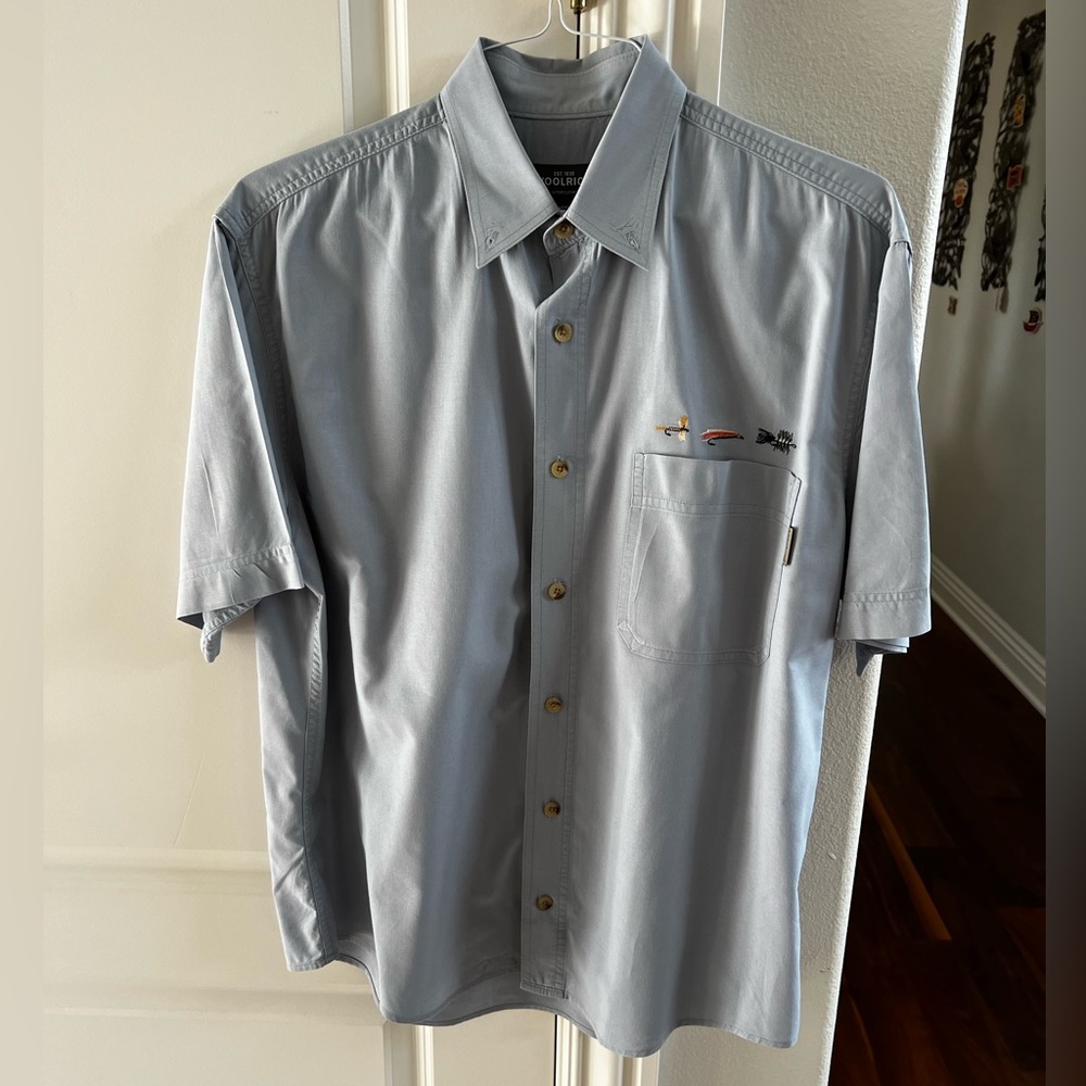 CLEARANCE Men’s M Woolrich Blue Button Down Fishing Lure Short Sleeve Shirt